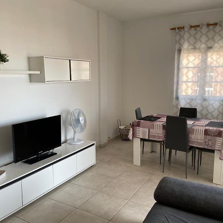 Calle Eusebio Carballo Estevez Apartman Corralejo Kültér fotó