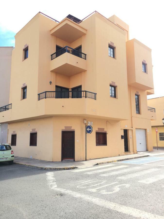 Calle Eusebio Carballo Estevez Corralejo Kültér fotó
